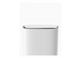 纯白的空气净化器带来纯净的空气