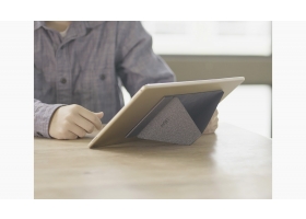 THESE DIRECTIONAL SPEAKERS THROW SOUND IN FOCUSED BEAMS LIKE A SPOTLIGHT