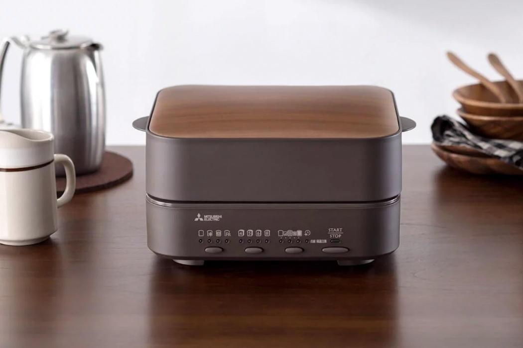 mitsubishi_electric_toaster-yankodesign-hero.jpg