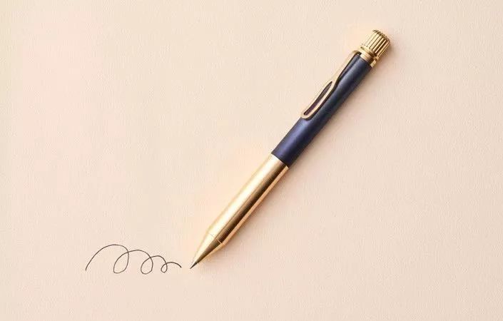 01e2c85bf28037a8012092529ceea0.jpg 01e2c85bf28037a8012092529ceea0.jpg