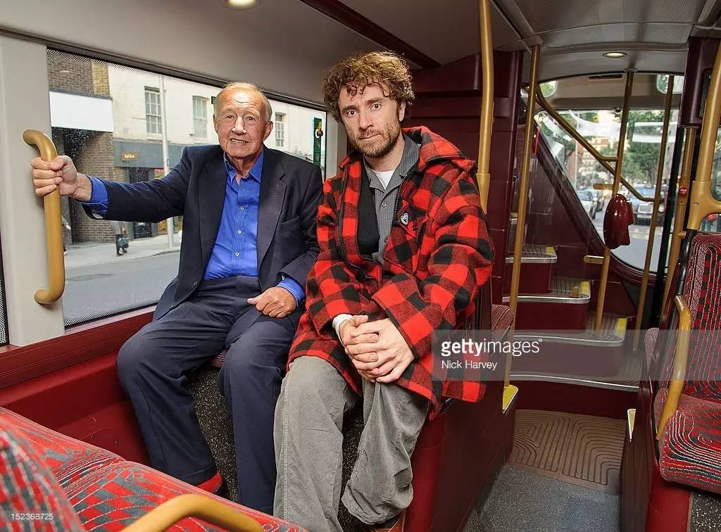 134c87024c3243e5870afdd96c8fe80f_th.jpg 134c87024c3243e5870afdd96c8fe80f_th.jpg