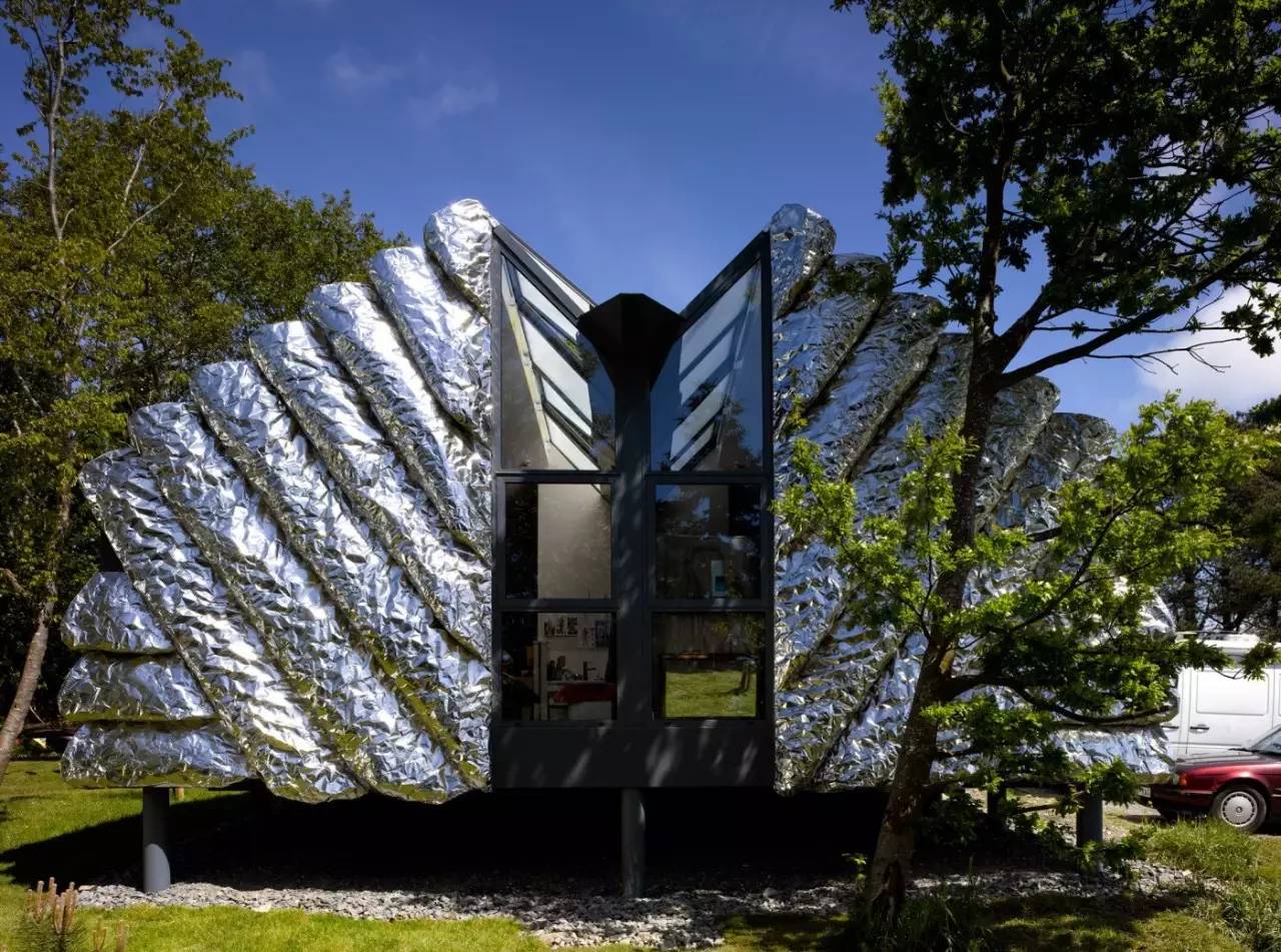 19fa27fd79ef418d8494e08bf199e06e_th.jpg 19fa27fd79ef418d8494e08bf199e06e_th.jpg