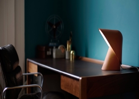 好的台灯总是对工艺充满热情~